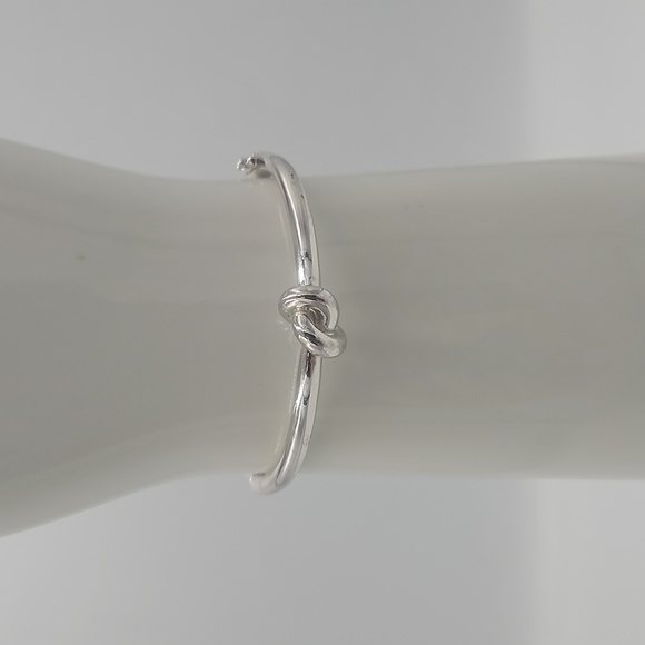 kate spade Jewelry - kate spade Knot Bracelt